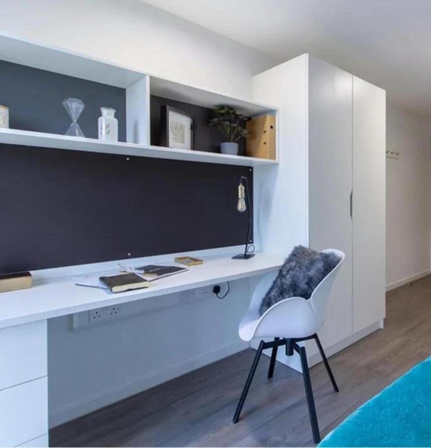 Vibrant Ensuite Rooms, Bournemouth - Sk ボーンマス エクステリア 写真